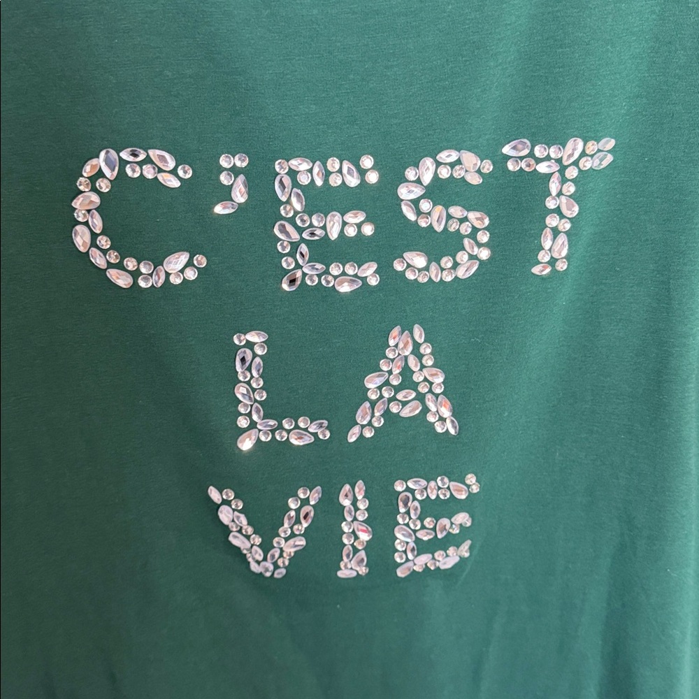 Karl Lagerfeld C'est La Vie rhinestone graphic Tee size L super cute NWT - Picture 3 of 6